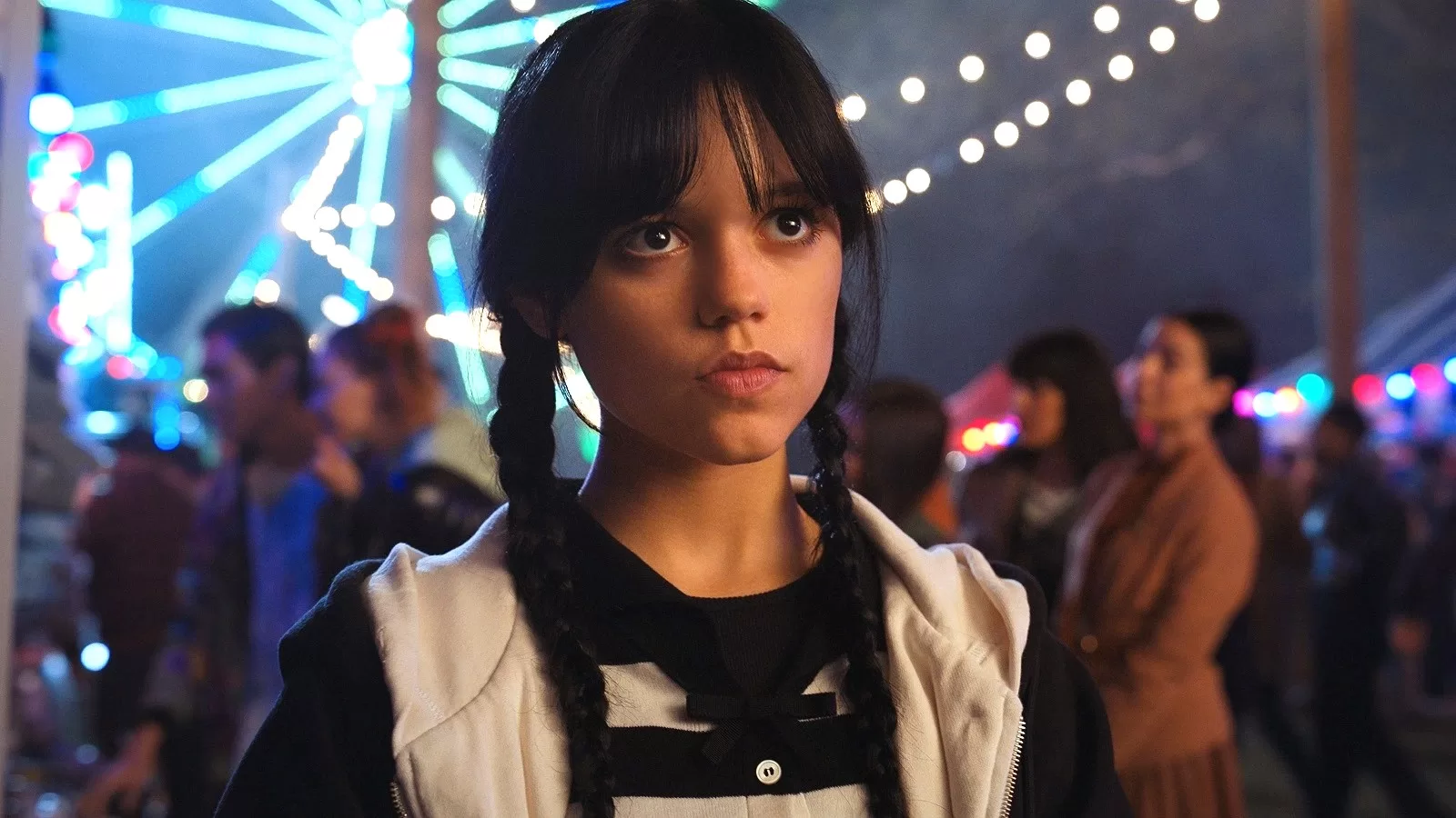 Jenna Ortega Cried Over Wednesday's Intense Filming Schedule - MovieGeak